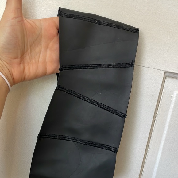 Mikoh Neoprene Bandeau - Picture 4 of 5